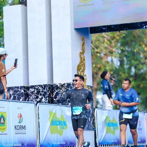 Race photo from BOGORUN 2026