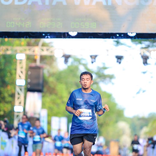 Race photo from BOGORUN 2026
