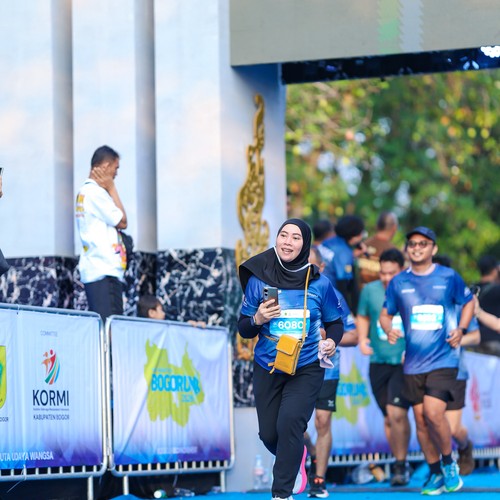 Race photo from BOGORUN 2026