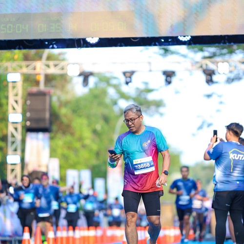 Race photo from BOGORUN 2026