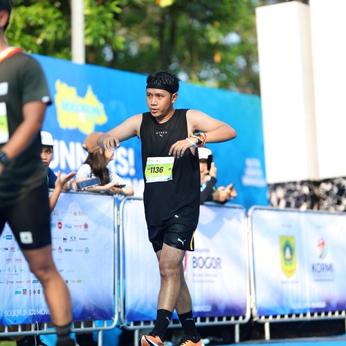 Race photo from BOGORUN 2026