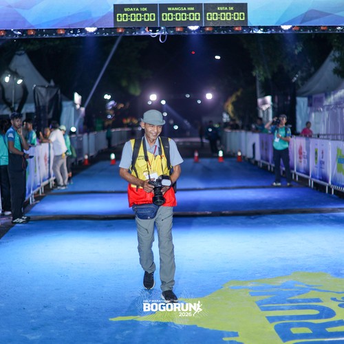 Race photo from BOGORUN 2026