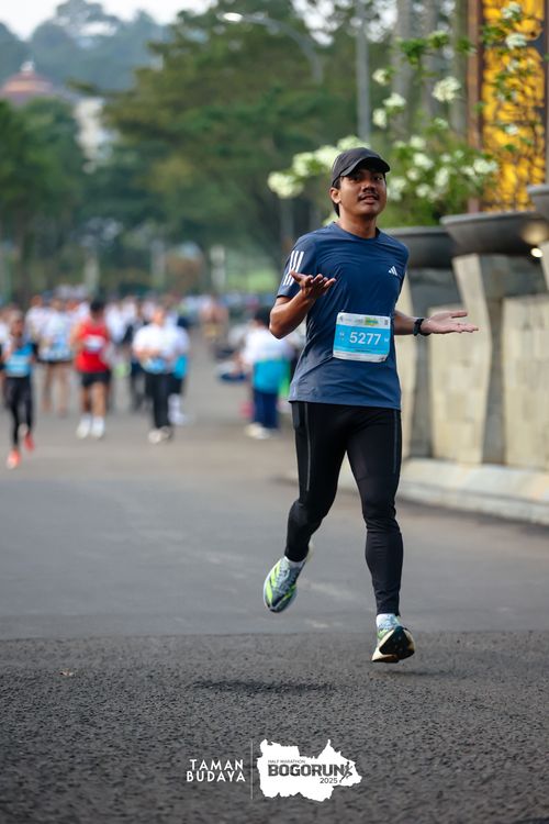 Race photo from Taman Budaya x BOGORUN 2025