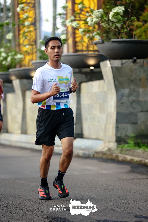 Race photo from Taman Budaya x BOGORUN 2025
