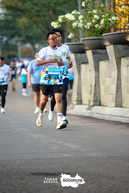 Race photo from Taman Budaya x BOGORUN 2025