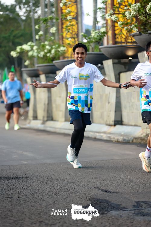 Race photo from Taman Budaya x BOGORUN 2025