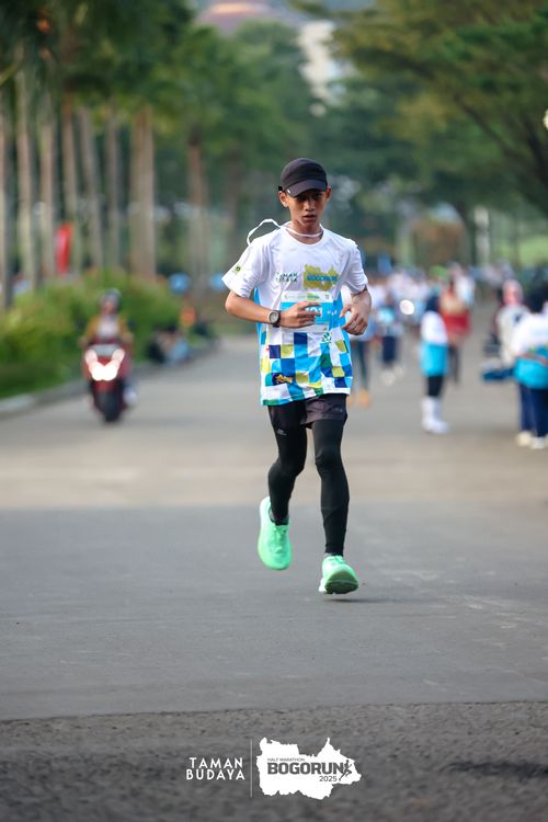 Race photo from Taman Budaya x BOGORUN 2025