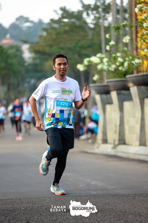 Race photo from Taman Budaya x BOGORUN 2025