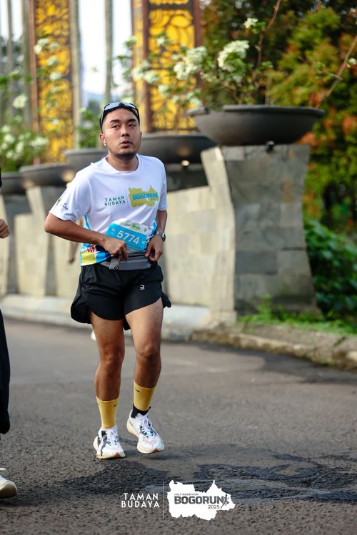 Race photo from Taman Budaya x BOGORUN 2025