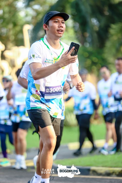 Race photo from Taman Budaya x BOGORUN 2025