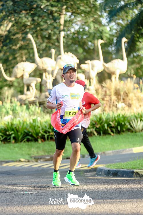 Race photo from Taman Budaya x BOGORUN 2025