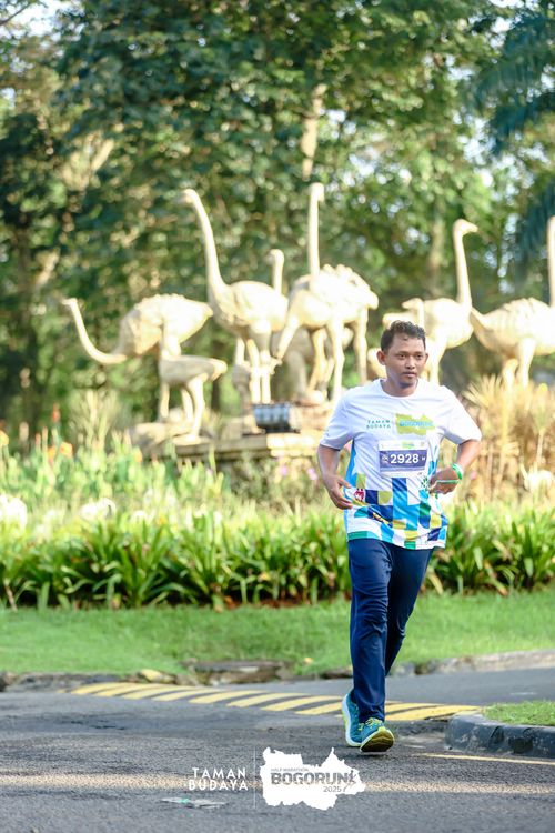 Race photo from Taman Budaya x BOGORUN 2025