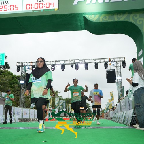 Race photo from ARUTMIN BORNEO RUN 2025