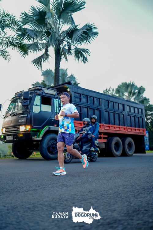 Race photo from Taman Budaya x BOGORUN 2025