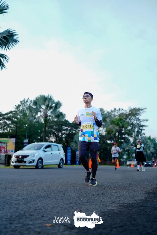 Race photo from Taman Budaya x BOGORUN 2025