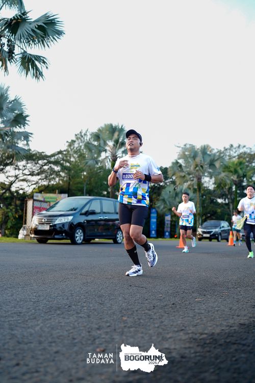 Race photo from Taman Budaya x BOGORUN 2025