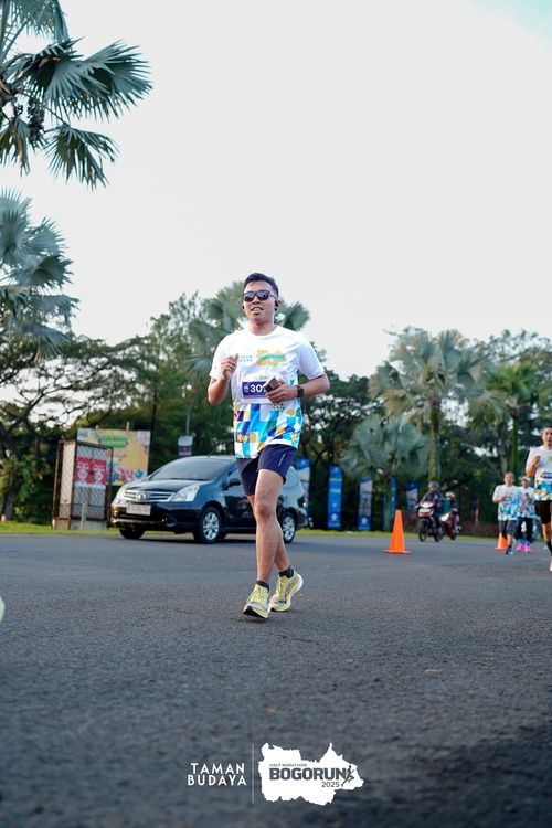 Race photo from Taman Budaya x BOGORUN 2025