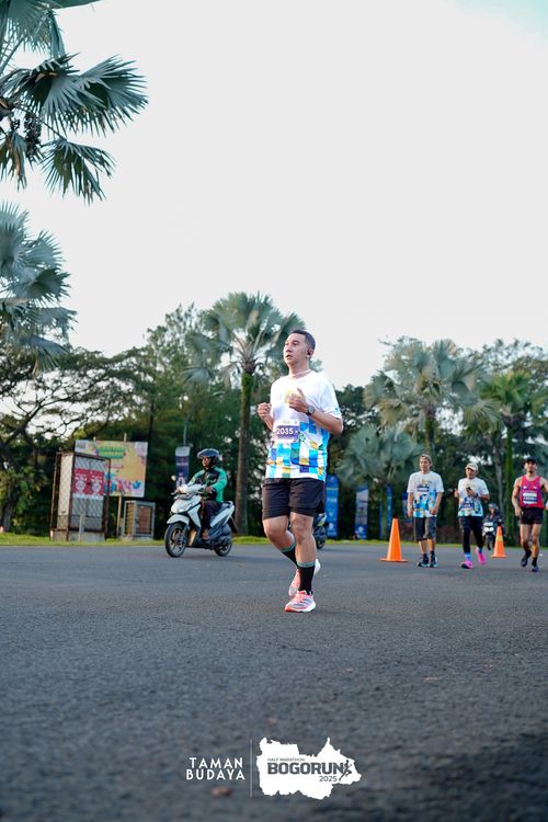 Race photo from Taman Budaya x BOGORUN 2025