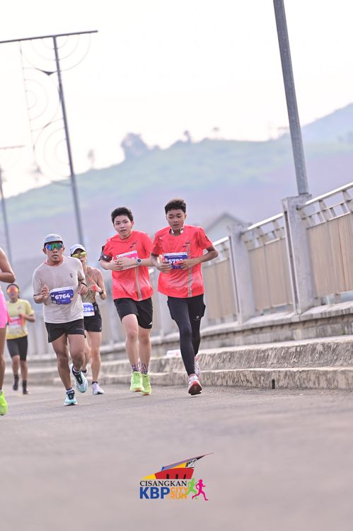 Race photo from CISANGKAN KBP CITY RUN 2025