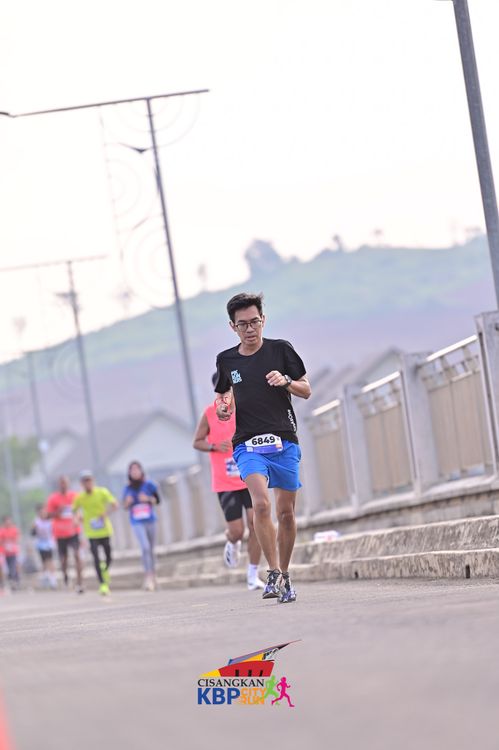 Race photo from CISANGKAN KBP CITY RUN 2025