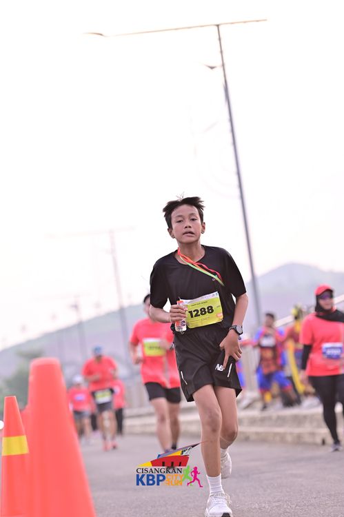 Race photo from CISANGKAN KBP CITY RUN 2025