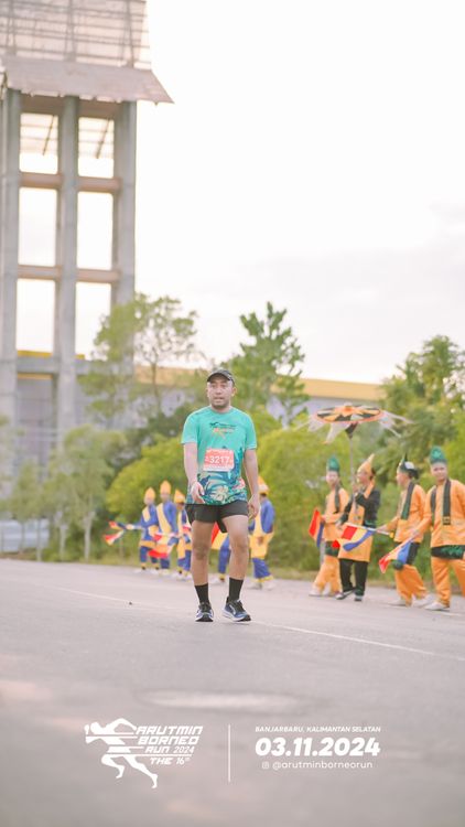 Race photo from Arutmin Borneo Run 2024