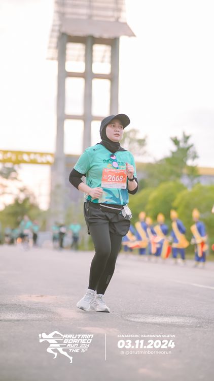 Race photo from Arutmin Borneo Run 2024