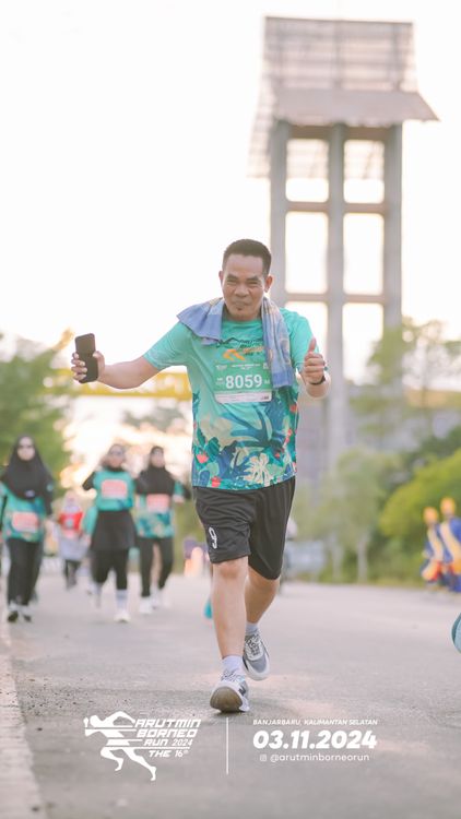 Race photo from Arutmin Borneo Run 2024