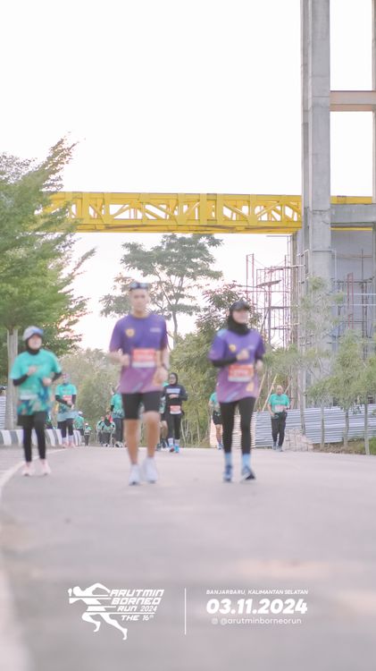 Race photo from Arutmin Borneo Run 2024