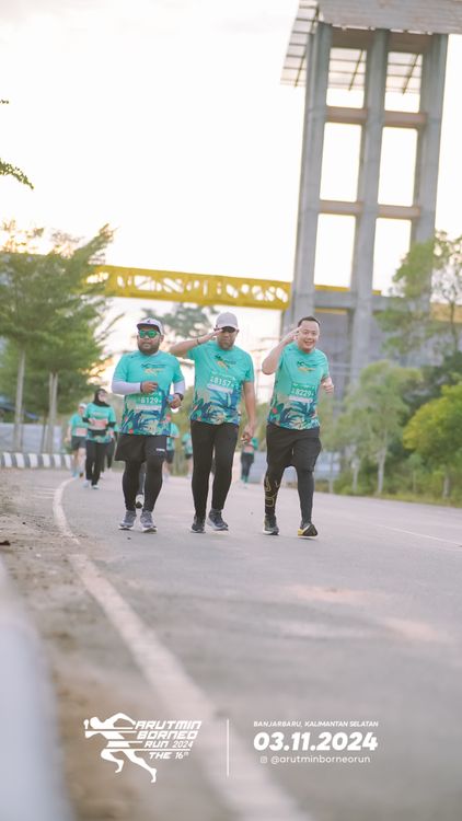 Race photo from Arutmin Borneo Run 2024