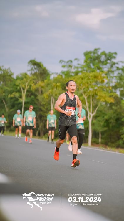 Race photo from Arutmin Borneo Run 2024