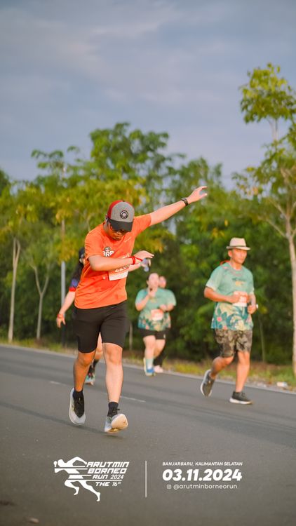 Race photo from Arutmin Borneo Run 2024