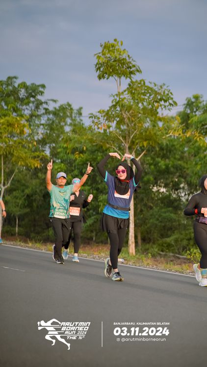 Race photo from Arutmin Borneo Run 2024