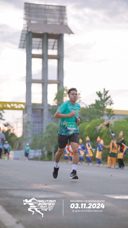 Race photo from Arutmin Borneo Run 2024
