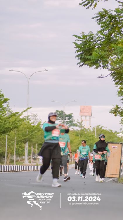 Race photo from Arutmin Borneo Run 2024