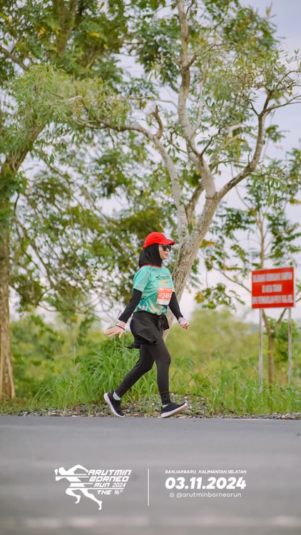 Race photo from Arutmin Borneo Run 2024