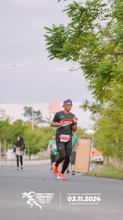 Race photo from Arutmin Borneo Run 2024