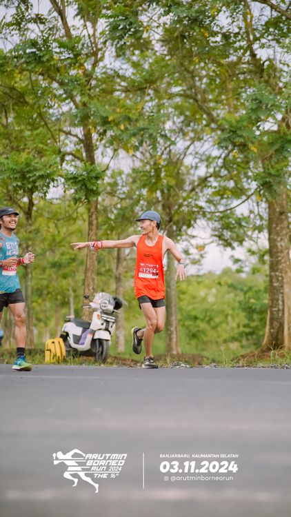 Race photo from Arutmin Borneo Run 2024