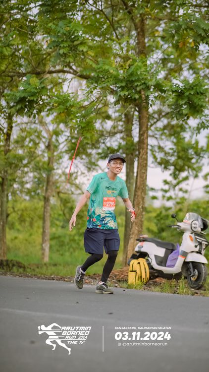 Race photo from Arutmin Borneo Run 2024