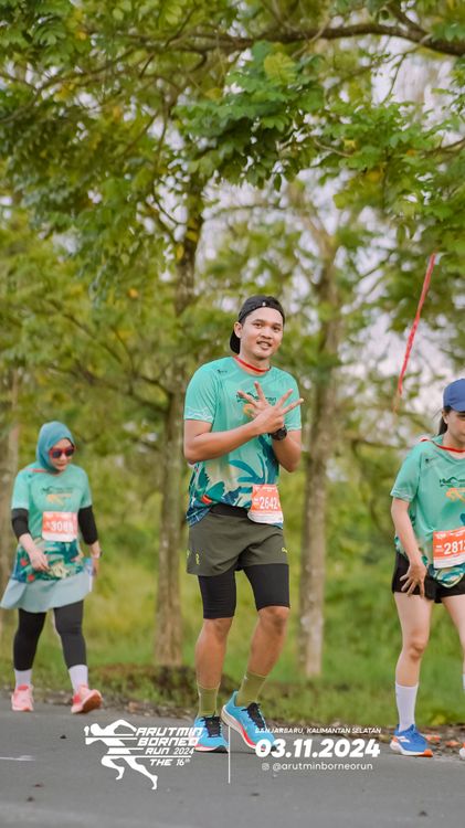 Race photo from Arutmin Borneo Run 2024