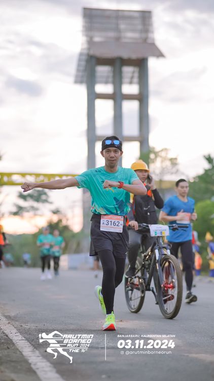 Race photo from Arutmin Borneo Run 2024