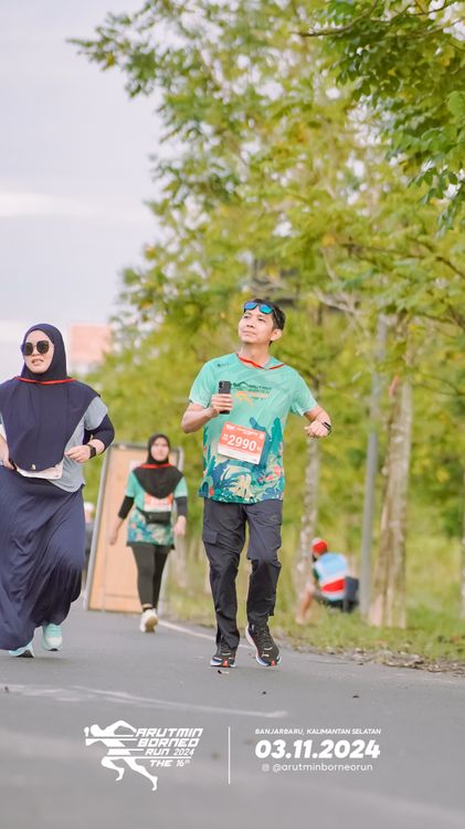 Race photo from Arutmin Borneo Run 2024