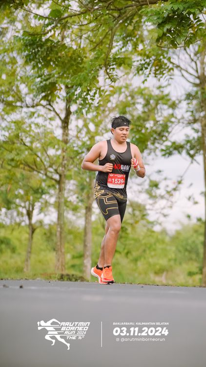 Race photo from Arutmin Borneo Run 2024