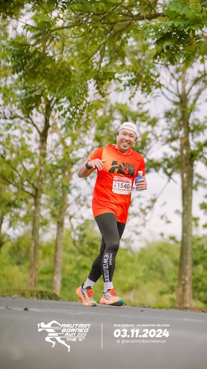 Race photo from Arutmin Borneo Run 2024