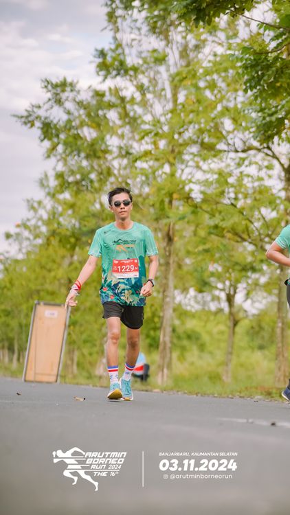 Race photo from Arutmin Borneo Run 2024