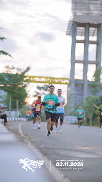 Race photo from Arutmin Borneo Run 2024