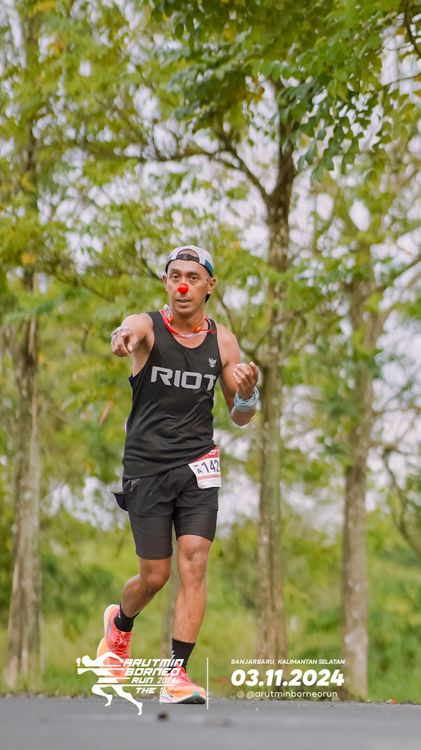 Race photo from Arutmin Borneo Run 2024