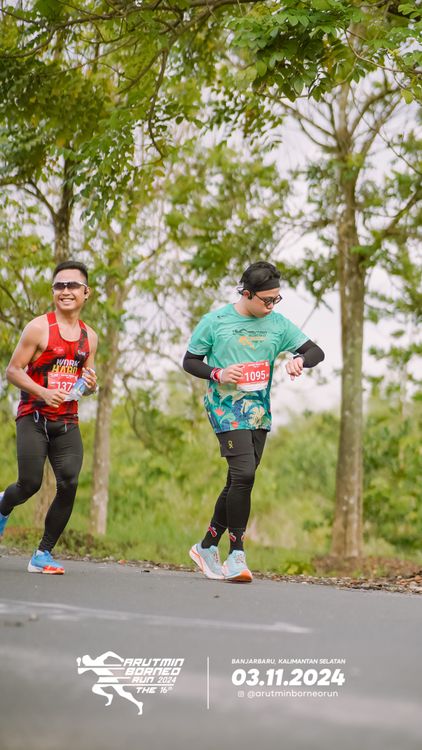 Race photo from Arutmin Borneo Run 2024