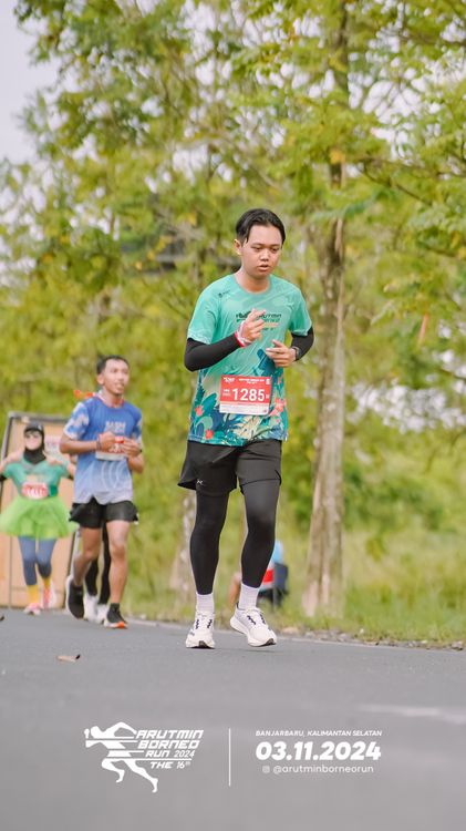 Race photo from Arutmin Borneo Run 2024
