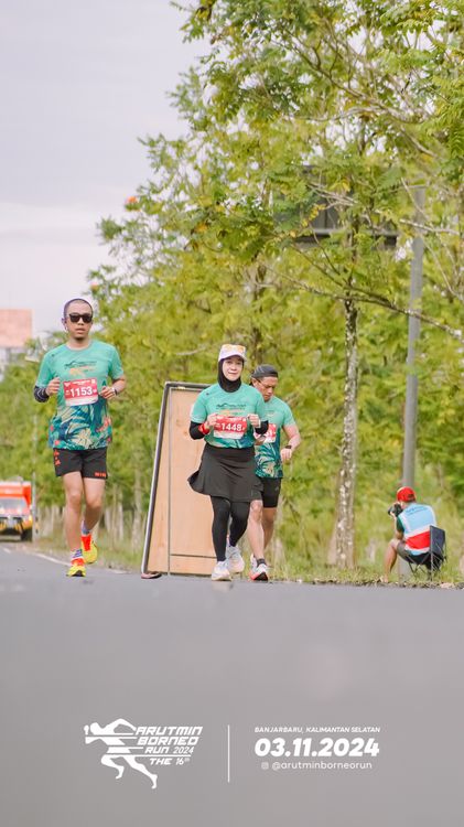 Race photo from Arutmin Borneo Run 2024